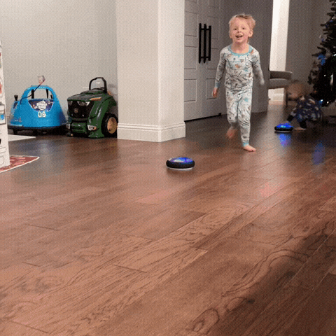 HoverBall – The ball that glides across the floor!